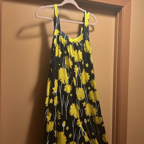 Beautiful like new jumpsuit with side pockets - Picture 2 of 3